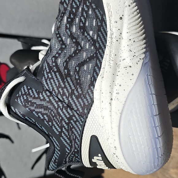 Moolah Neovolt Pro V2 Athletic Shoes - Black and White New Size 6 - Picture 11 of 13